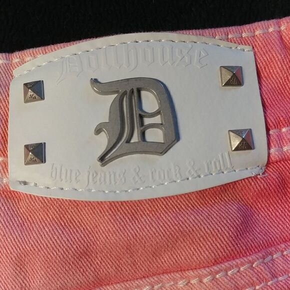 NWOT Dollhouse Shorts - Picture 5 of 6